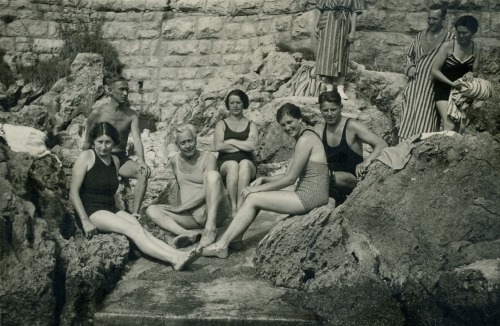 Bademode 1937, am Mittelmeer in Kroatien