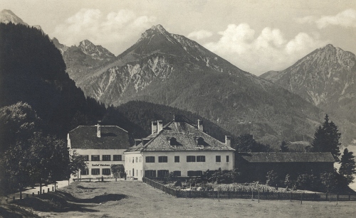 Pinswang 1906, Weißhaus